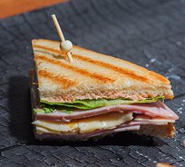 Мини-сэндвич с ветчиной и сыром (от 12 штук)