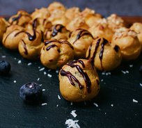 №17 Профитроль с шоколадом (от 10 штук)