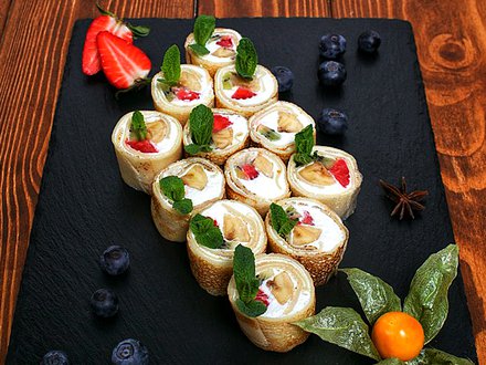 №18 Фруктовые роллы (от 10 штук)