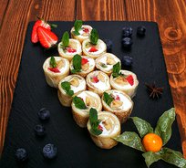 №18 Фруктовые роллы (от 10 штук)