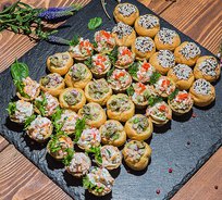 Поднос №06. "Салатики" (40 шт, 4 вида)