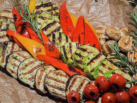 Овощи-гриль с пряными травами (от 10 порций)