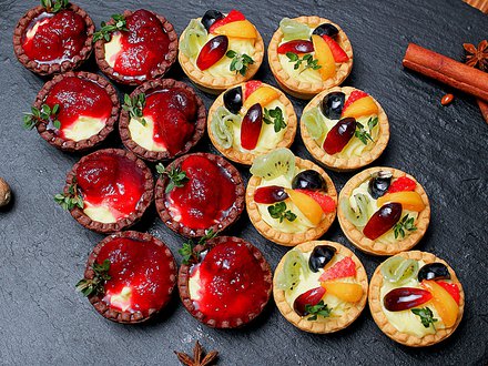 Поднос №27. Итальянские фруктовые тарталетки (16 шт., 2 вида)