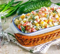 Салат "Любительский" с семгой