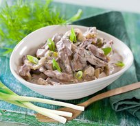 Печень говяжья по-строгановски