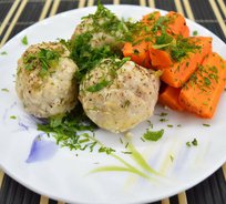 Кнели куриные паровые с овощами