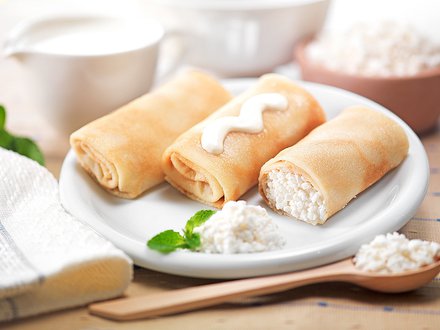 Блинчики домашние с творогом (2 шт)