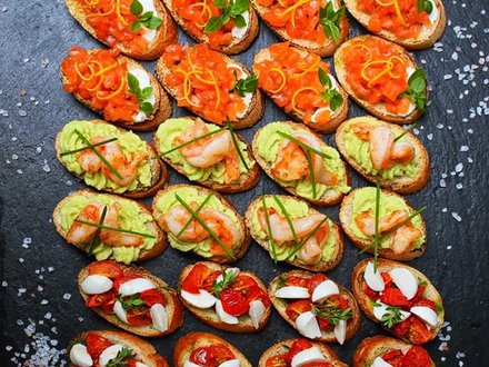 Поднос №31. Мини-брускетта Сет №2 (24 шт., 3 вида)