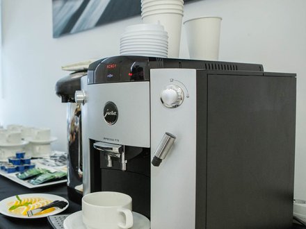 Оборудование. Кофемашина