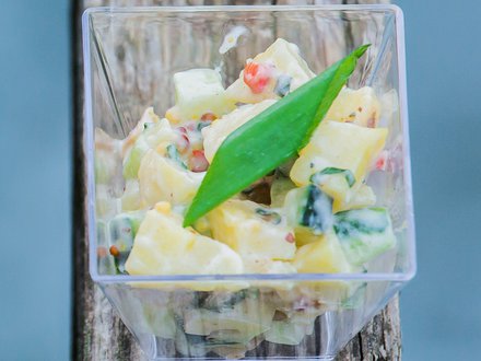 Салат картофельный с огурцом и горчицей (от 8 штук)
