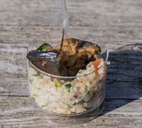 Табуле из киноа с печеным баклажаном (от 10 штук)