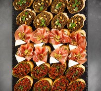 Поднос №35. Мини-брускетта Сет №6 (24 шт., 3 вида)