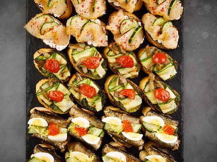 Поднос №34. Мини-брускетта Сет №5 (24 шт., 3 вида)