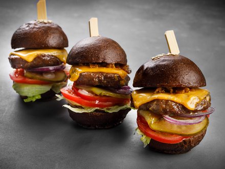 Мини-бургер с говяжьей котлетой (от 10 штук)